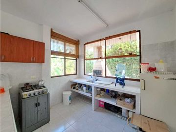 En Venta Casa Campestre Lote 647 m2 San Joaquin, Conjunto Cerrado