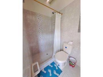 En Venta Casa Campestre Lote 647 m2 San Joaquin, Conjunto Cerrado