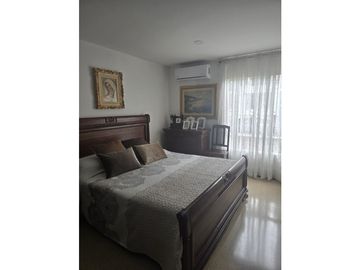 Amplio apartamento  Alejandria, el Poblado.