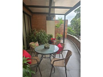 Amplio apartamento  Alejandria, el Poblado.