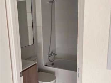 Departamento en Venta en Venta Depto 1H 1B SIN COMISION Sta Isabel Línea 3 metro Parque Almagro