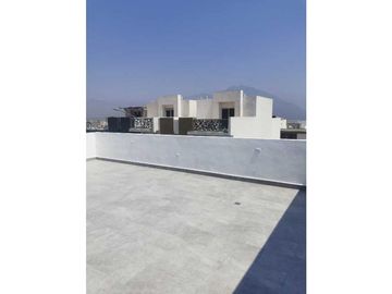 Casa en Venta en Cumbres Santoral de 4 habitaciones