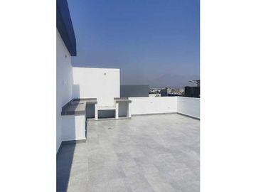 Casa en Venta en Cumbres Santoral de 4 habitaciones