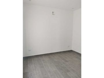 Casa en Venta en Cumbres Santoral de 4 habitaciones