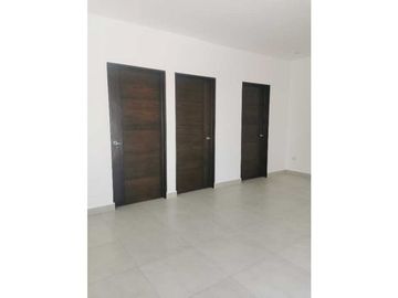 Casa en Venta en Cumbres Santoral de 4 habitaciones