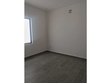 Casa en Venta en Cumbres Santoral de 4 habitaciones