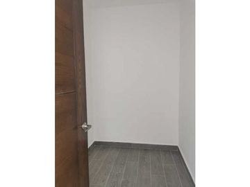 Casa en Venta en Cumbres Santoral de 4 habitaciones