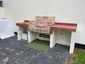 Vendo Casa de 3 pisos en las Brisas de Villa 300 m² – Chorrillos