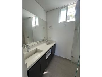 APARTAMENTO MODERNO VISTA A LOS FARALLONES