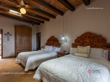 Casa 3 Leones Ajijic en Venta con vista al Lago de Chapala