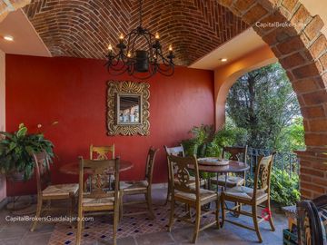 Casa 3 Leones Ajijic en Venta con vista al Lago de Chapala