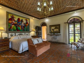 Casa 3 Leones Ajijic en Venta con vista al Lago de Chapala