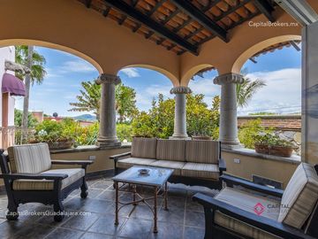 Casa 3 Leones Ajijic en Venta con vista al Lago de Chapala