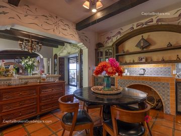 Casa 3 Leones Ajijic en Venta con vista al Lago de Chapala
