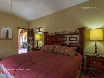 Casa 3 Leones Ajijic en Venta con vista al Lago de Chapala