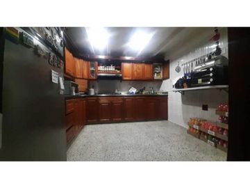 CASA PARA LA VENTA EN BELÉN LA NUBIA