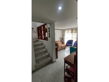 CASA PARA LA VENTA EN BELÉN LA NUBIA