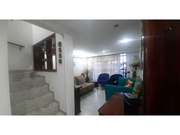 CASA PARA LA VENTA EN BELÉN LA NUBIA