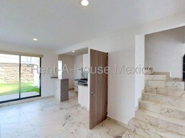 Casa en Venta en Calimaya, Villas Del Campo  AM. 26-267