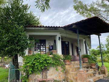 Venta Casa con Escritura en  Fraccionamiento Bonanza en  Jojutla Morelos