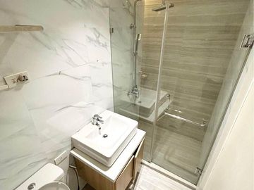 For Sale: Luxury Penthouse with 180° City Views – Meridian by Avenir, Cebu City