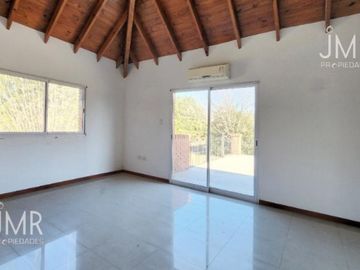 JMR Propiedades | Los Alcanfores | Casa en Venta | Apta Credito