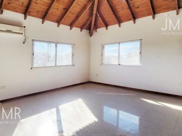 JMR Propiedades | Los Alcanfores | Casa en Venta | Apta Credito