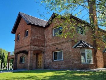JMR Propiedades | Los Alcanfores | Casa en Venta | Apta Credito