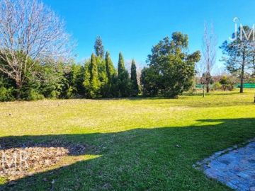 JMR Propiedades | Los Alcanfores | Casa en Venta | Apta Credito