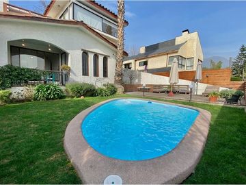 Casa en venta Los Domínicos, 4 min colegio Wenlock