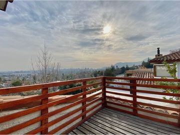 Casa en venta Los Domínicos, 4 min colegio Wenlock