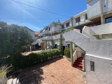Departamento en venta en San Isidro Jacinto Diaz al 300. APTO CRÉDITO.