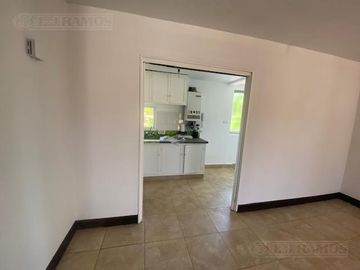 Departamento en venta en San Isidro Jacinto Diaz al 300. APTO CRÉDITO.