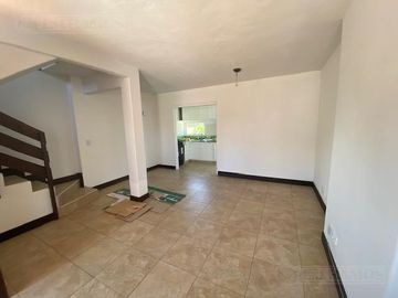 Departamento en venta en San Isidro Jacinto Diaz al 300. APTO CRÉDITO.