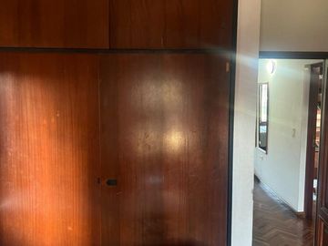 CASA EN VENTA PJE BENITO LYNCH 4700