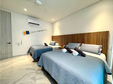 Apartamento Frontal con vista al mar bello horizonte 005
