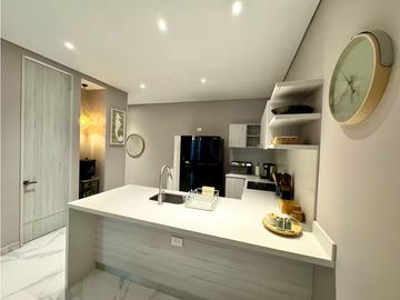 Apartamento Frontal con vista al mar bello horizonte 005