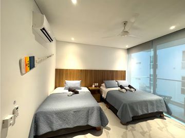 Apartamento Frontal con vista al mar bello horizonte 005