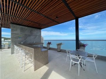 Apartamento con vista lateral cerca al mar en Playa Salguero - 005