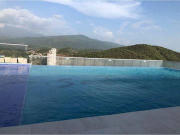 Apartamento con vista lateral cerca al mar en Playa Salguero - 005