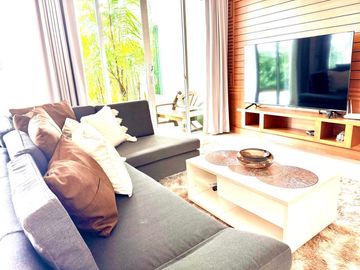 2 bed villa with garden