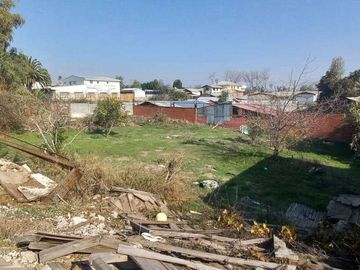 Terreno para proyecto en Maipú centro,  con casa habitación.