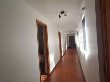 Terreno para proyecto en Maipú centro,  con casa habitación.