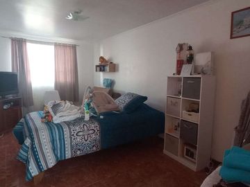 Terreno para proyecto en Maipú centro,  con casa habitación.