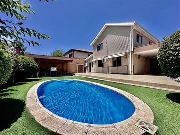 Casa en Venta en Mauricio rugendas