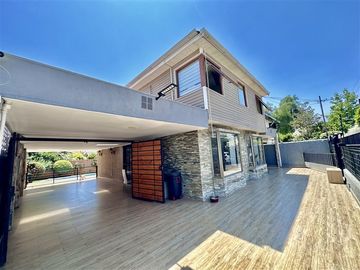 Casa en Venta en Mauricio rugendas