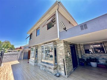Casa en Venta en Mauricio rugendas