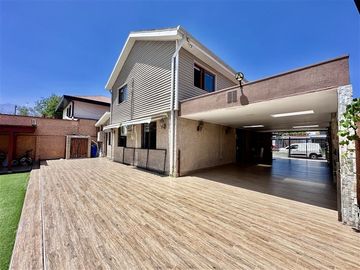 Casa en Venta en Mauricio rugendas