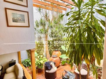 Casa en Venta en Cerrada en Manuel Avila Camacho