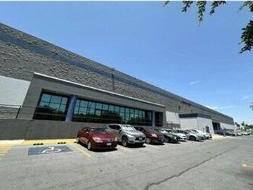 NAVE INDUSTRIAL EN VENTA ZONA APODACA